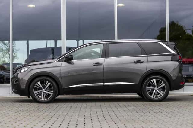 Peugeot 5008 (2018) thumbnail 51