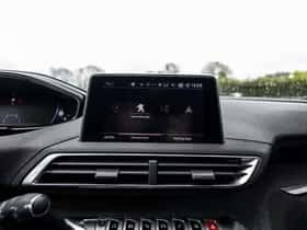 Peugeot 5008 (2018) thumbnail 75