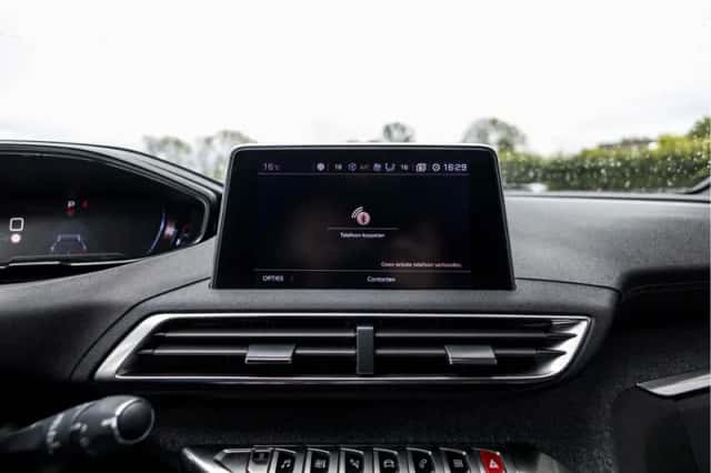 Peugeot 5008 (2018) thumbnail 78