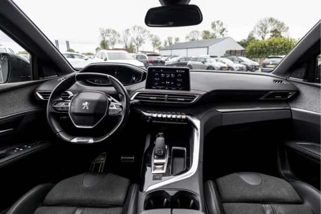 Peugeot 5008 (2018) thumbnail 80