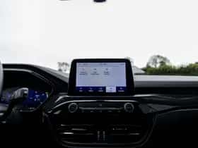 Ford Kuga (2022) thumbnail 27