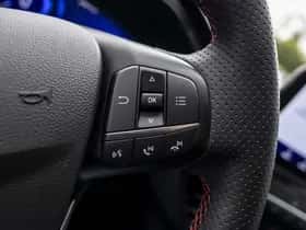 Ford Kuga (2022) thumbnail 32