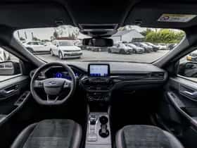 Ford Kuga (2022) thumbnail 44
