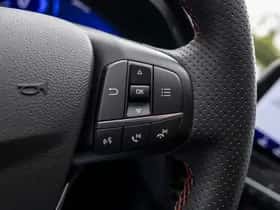 Ford Kuga (2022) thumbnail 69