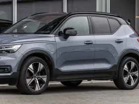 Volvo XC40 (2021) thumbnail 17