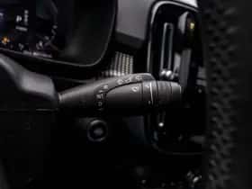 Volvo XC40 (2021) thumbnail 36