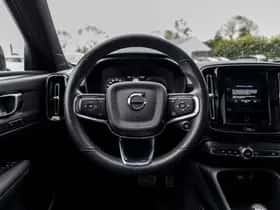 Volvo XC40 (2021) thumbnail 49