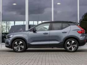 Volvo XC40 (2021) thumbnail 6