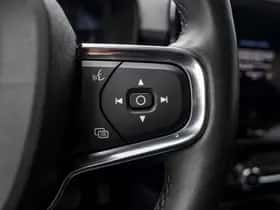 Volvo XC40 (2021) thumbnail 75
