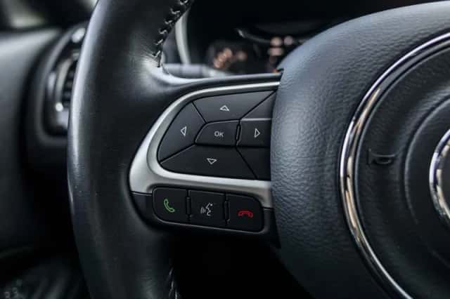 Jeep Compass (2021) thumbnail 35