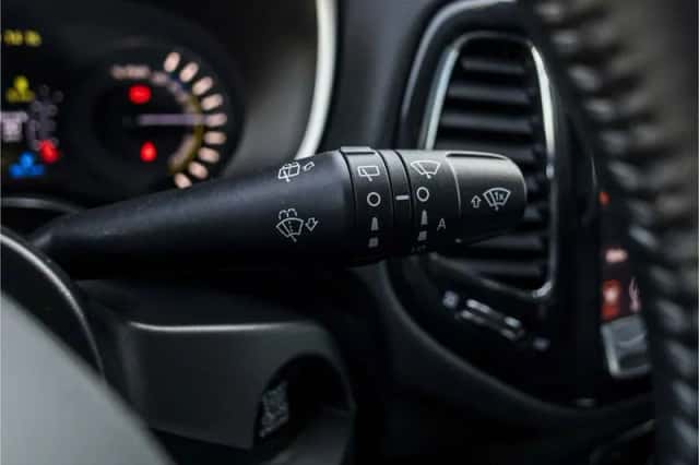 Jeep Compass (2021) thumbnail 38