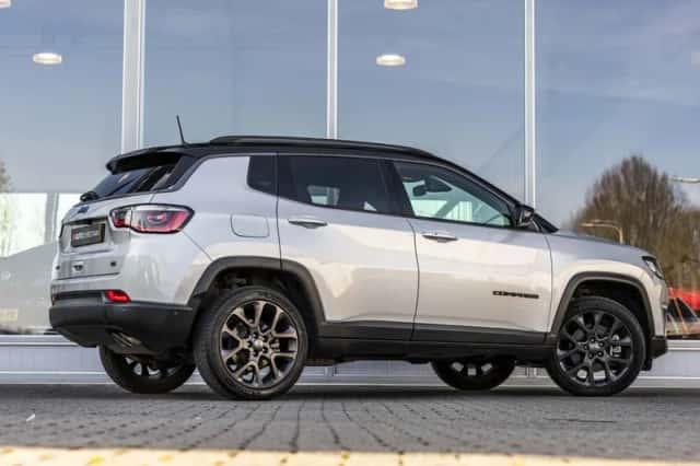 Jeep Compass (2021) thumbnail 44
