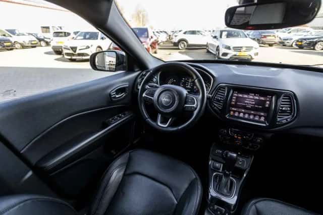 Jeep Compass (2021) thumbnail 64