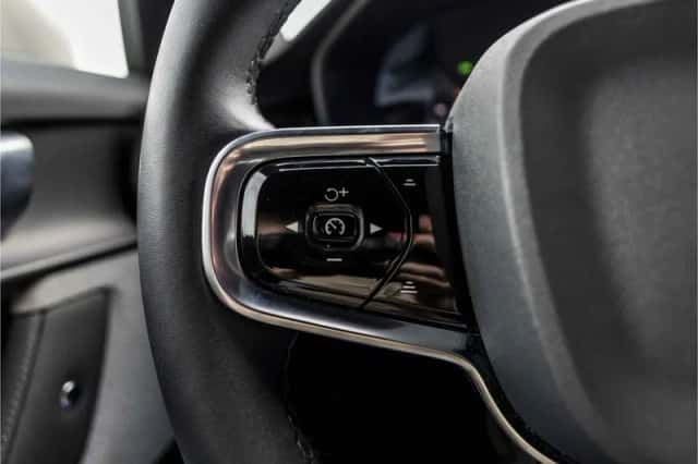 Polestar 2 (2023) thumbnail 31