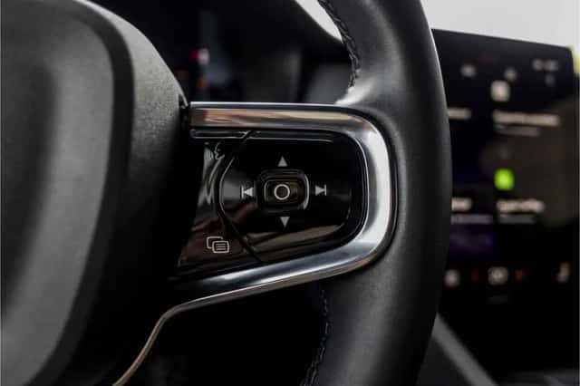 Polestar 2 (2023) thumbnail 32