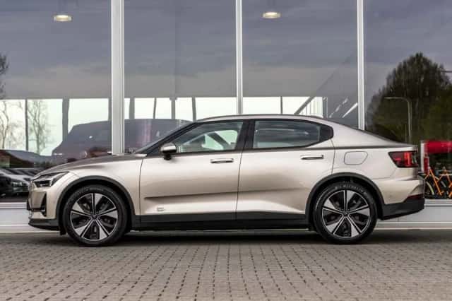 Polestar 2 (2023) thumbnail 6
