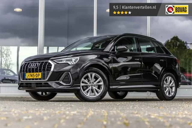 Audi Q3 (2019) thumbnail 2