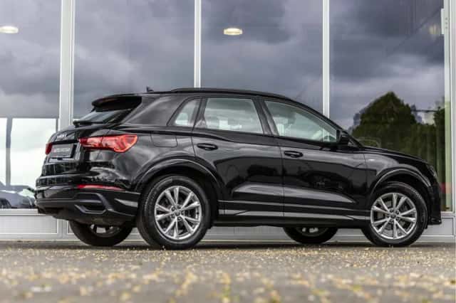 Audi Q3 (2019) thumbnail 17