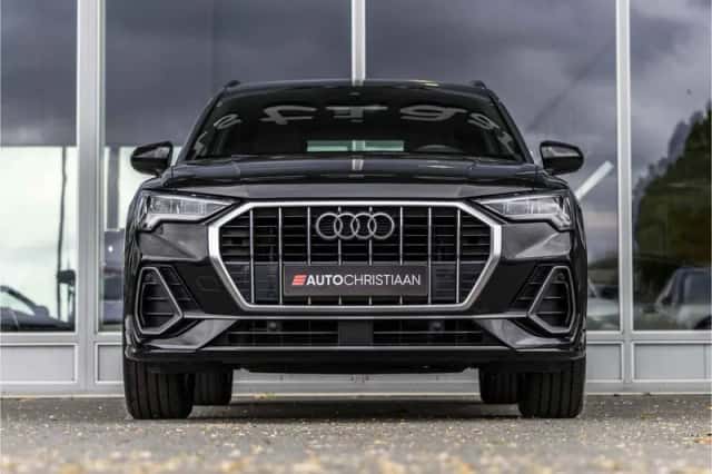 Audi Q3 (2019) thumbnail 18