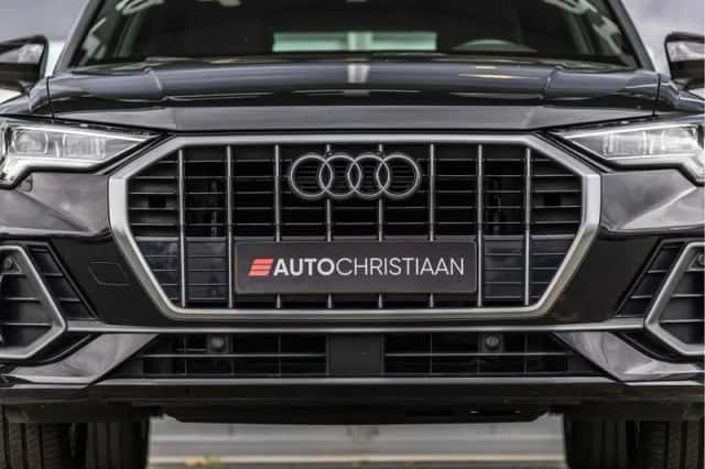 Audi Q3 (2019) thumbnail 24