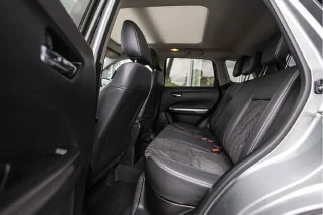 Suzuki Vitara (2019) thumbnail 11
