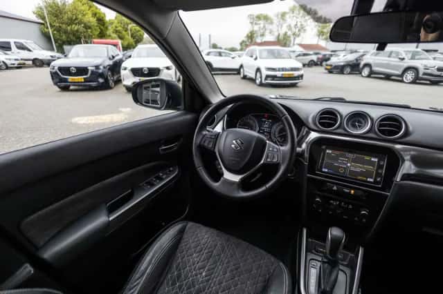 Suzuki Vitara (2019) thumbnail 23