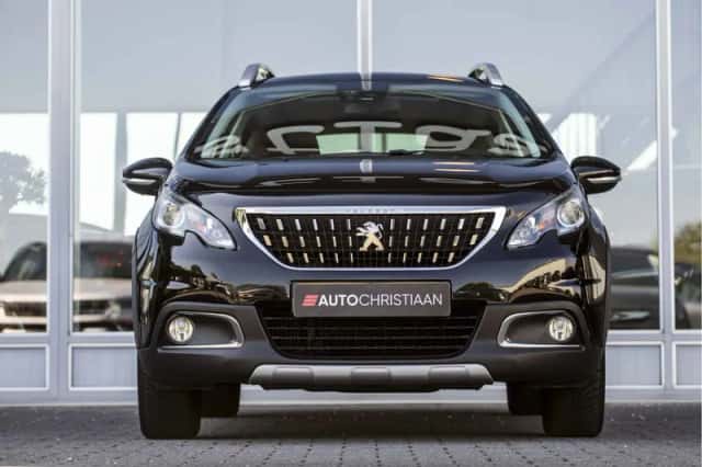 Peugeot 2008 (2017) thumbnail 45