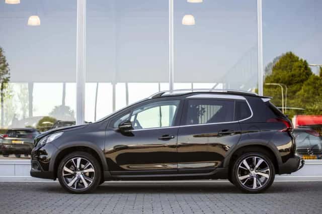 Peugeot 2008 (2017) thumbnail 47