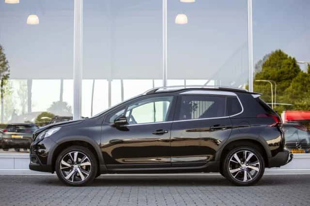 Peugeot 2008 (2017) thumbnail 6