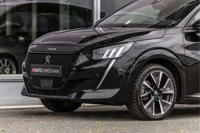 Peugeot e-208 (2021) thumbnail 16