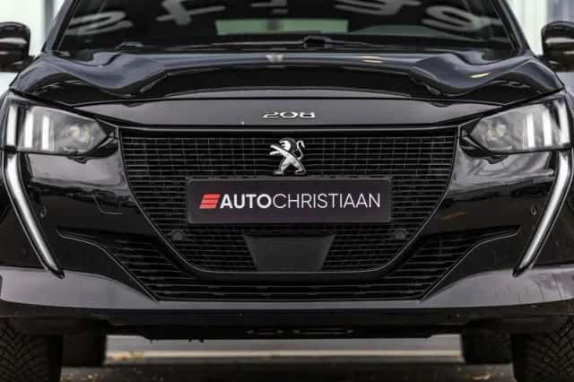 Peugeot e-208 (2021) thumbnail 17