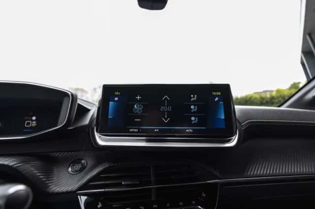 Peugeot e-208 (2021) thumbnail 28