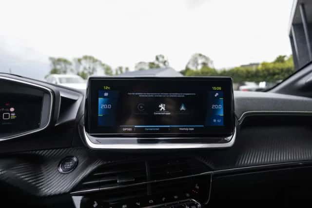 Peugeot e-208 (2021) thumbnail 70