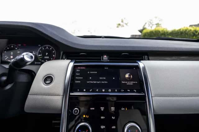 Land Rover Discovery Sport (2020) thumbnail 67