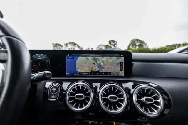 Mercedes-Benz A-Klasse (2018) thumbnail 31