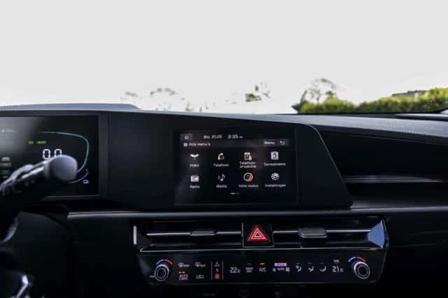 Kia Niro (2023) thumbnail 63