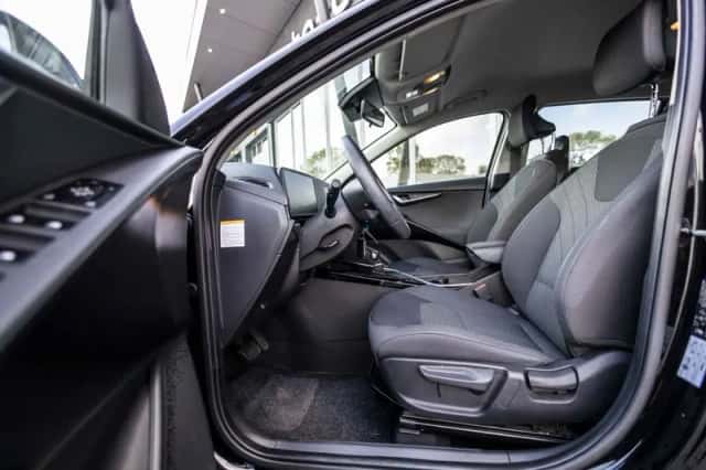 Kia Niro (2023) thumbnail 10