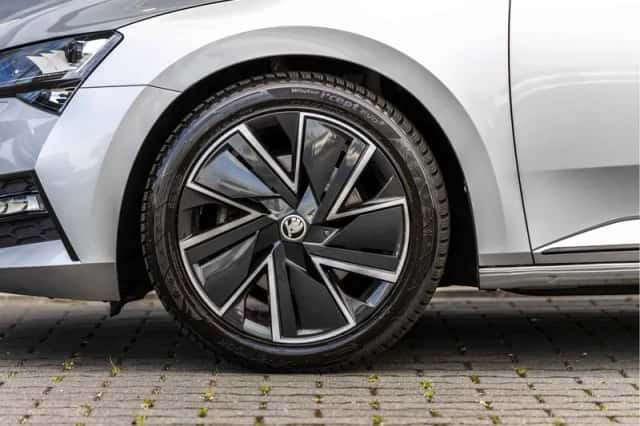 Škoda Superb (2022) thumbnail 21