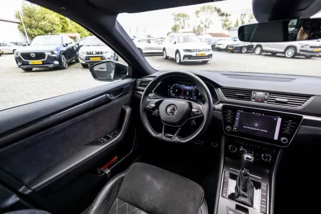 Škoda Superb (2022) thumbnail 22