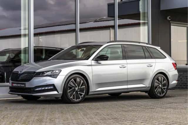 Škoda Superb (2022) thumbnail 60