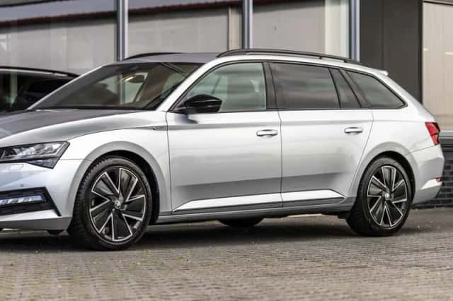 Škoda Superb (2022) thumbnail 61