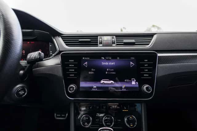 Škoda Superb (2022) thumbnail 74