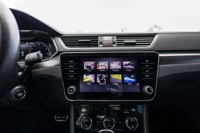 Škoda Superb (2022) thumbnail 75