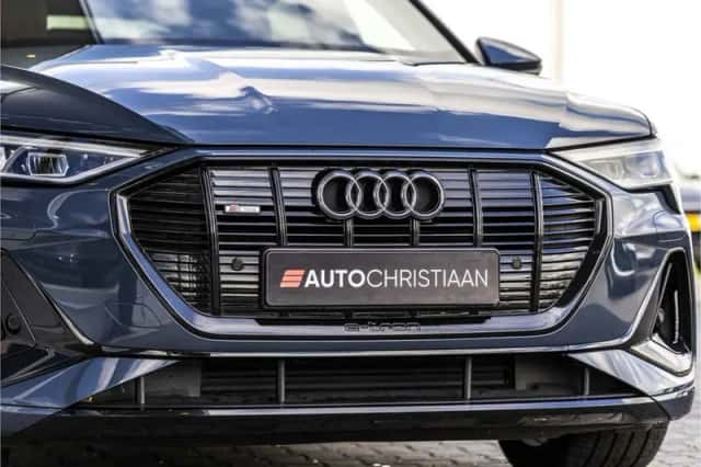 Audi e-tron (2021) thumbnail 18