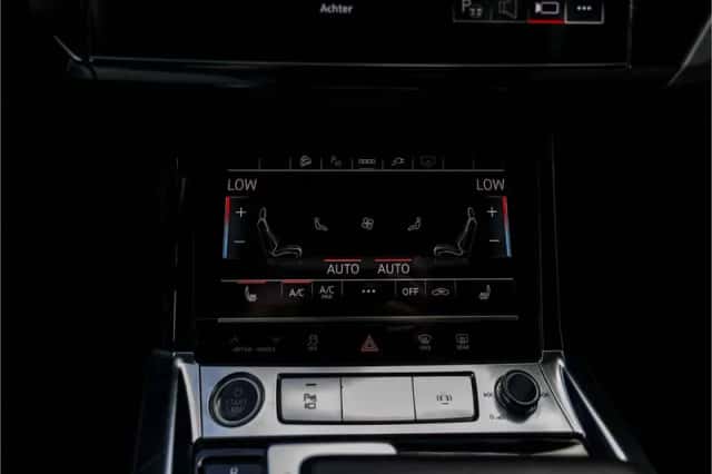 Audi e-tron (2021) thumbnail 25