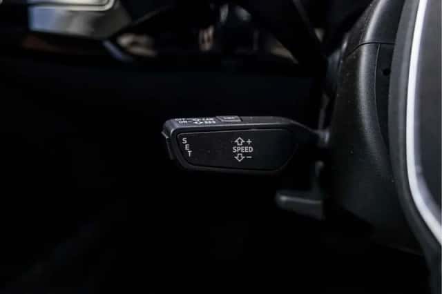 Audi e-tron (2021) thumbnail 35