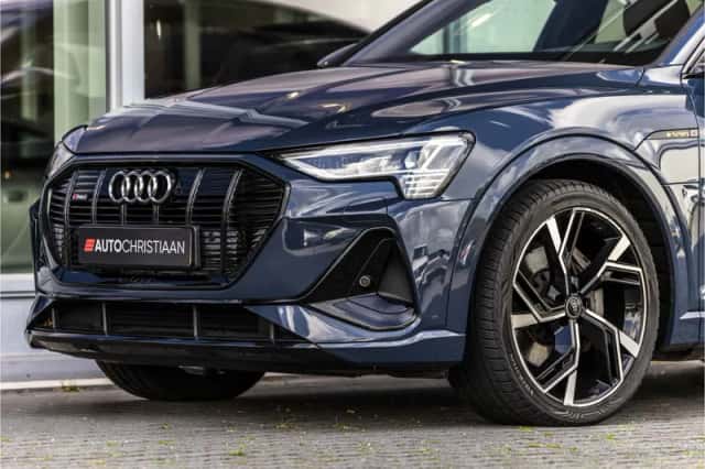 Audi e-tron (2021) thumbnail 55