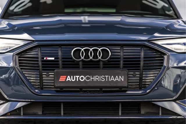 Audi e-tron (2021) thumbnail 56