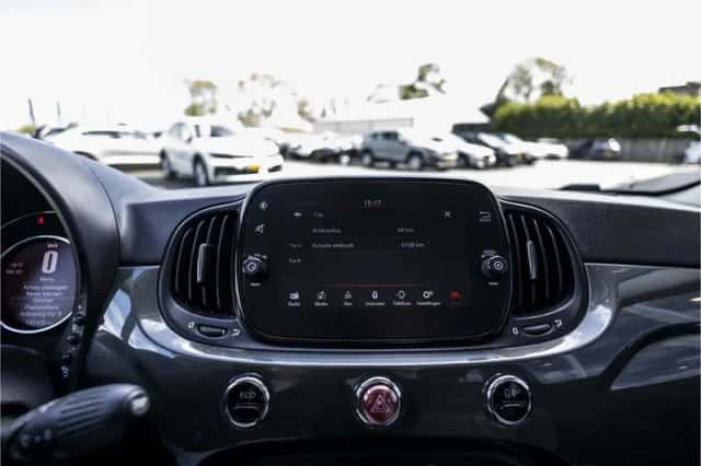 Fiat 500 (2018) thumbnail 28
