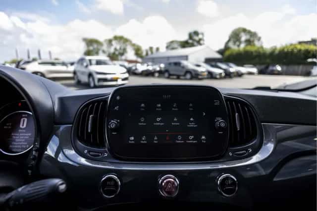 Fiat 500 (2018) thumbnail 31
